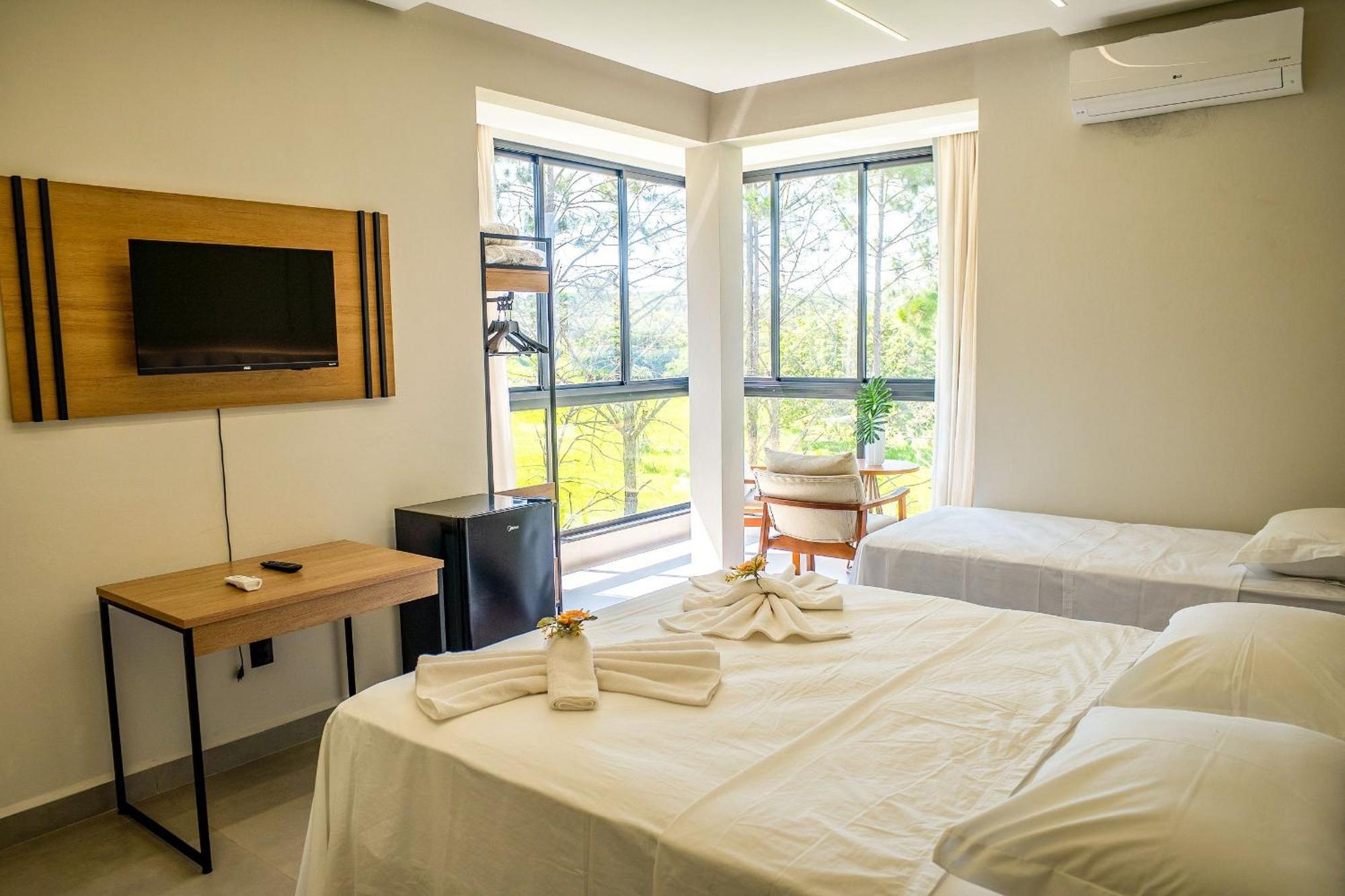 Pousada Com Piscina, Jacuzzi E Com Vista Em Capitolio - Casa Decore Eksteriør bilde